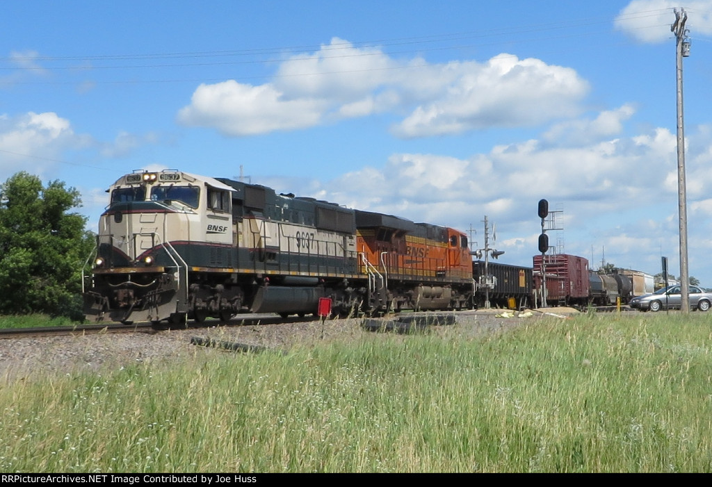 BNSF 9637 West